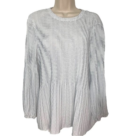 Adrianna, Papell sz  LG black and white polkadot, Georgette pleated‎ blouse - Picture 2 of 10